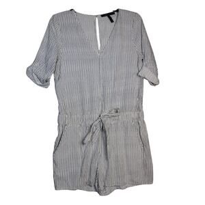 BCBG MaxAzaria Romper‎ Shorts Jumpsuit Navy Blue White Stripe Womens Small
